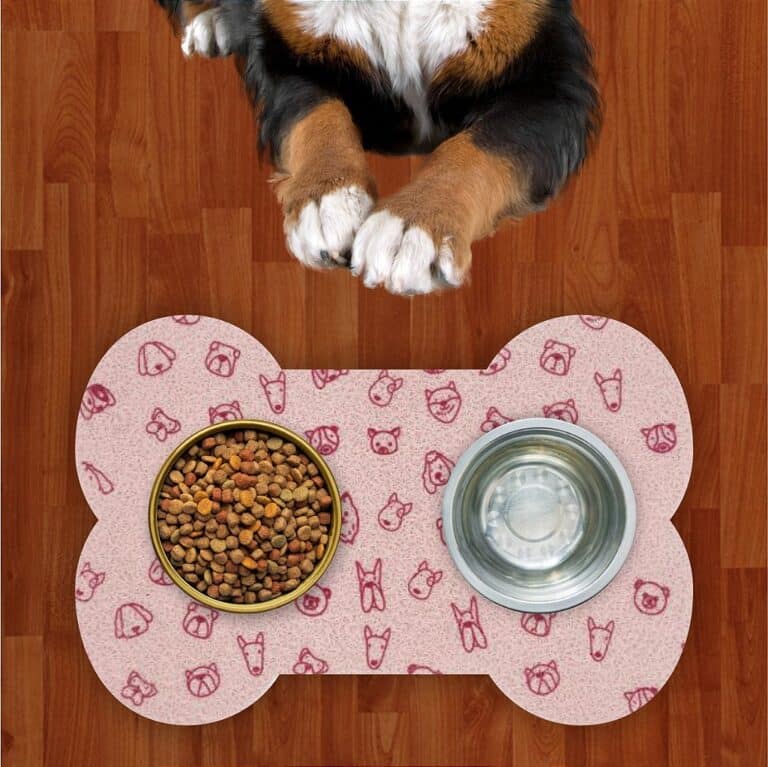 Tapete Capacho Jogo Americano para Comedouro e Bebedouro Água e Comida 3D Osso Rosa Bebe